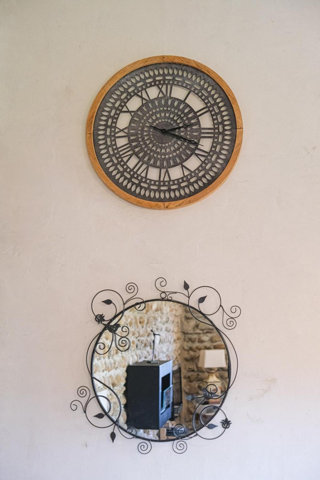 Maison Michonieres - Gite 3 Etoiles - 8 Personnes Miribel  Luaran gambar