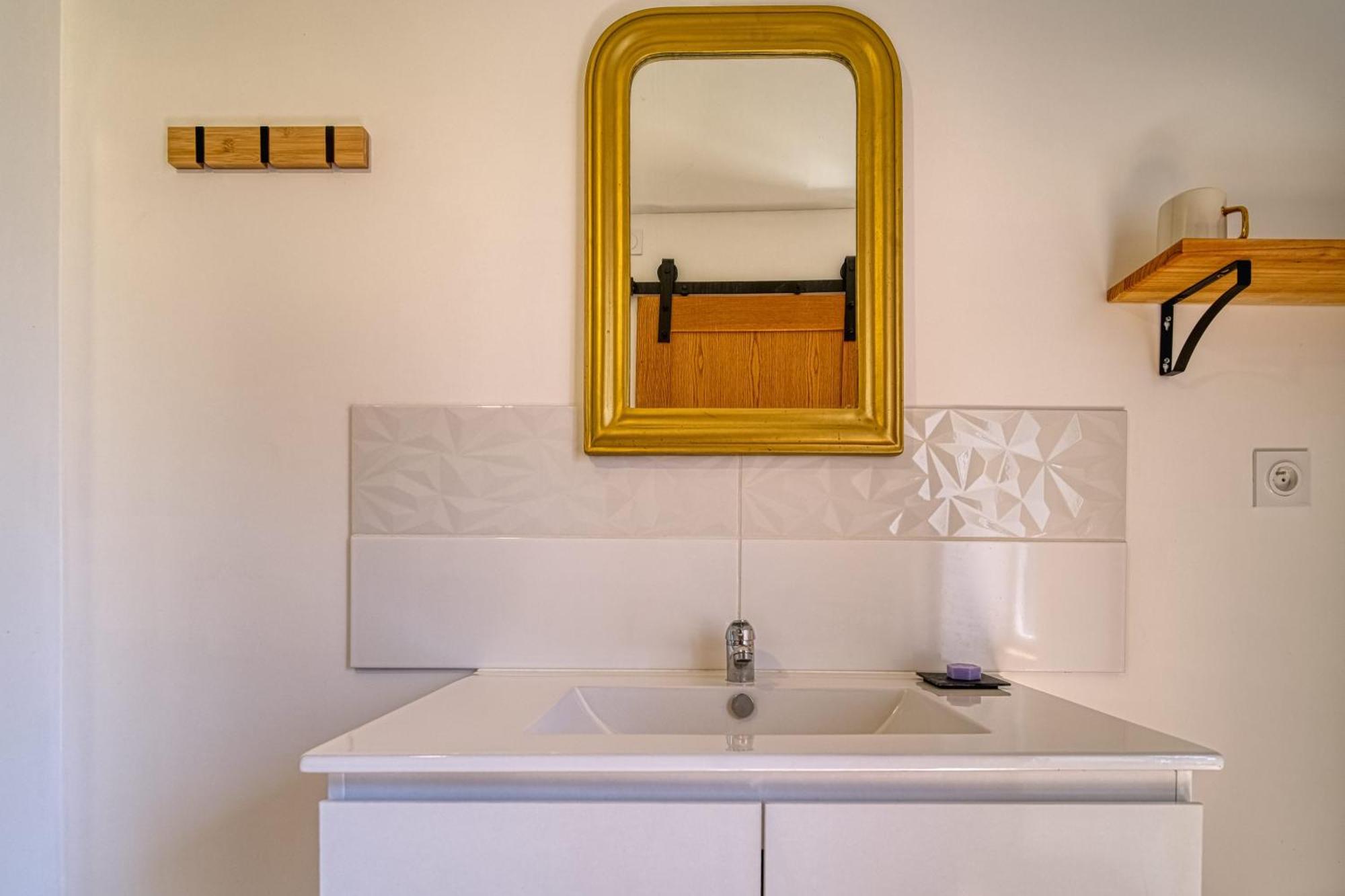 Maison Michonieres - Gite 3 Etoiles - 8 Personnes Miribel  Luaran gambar