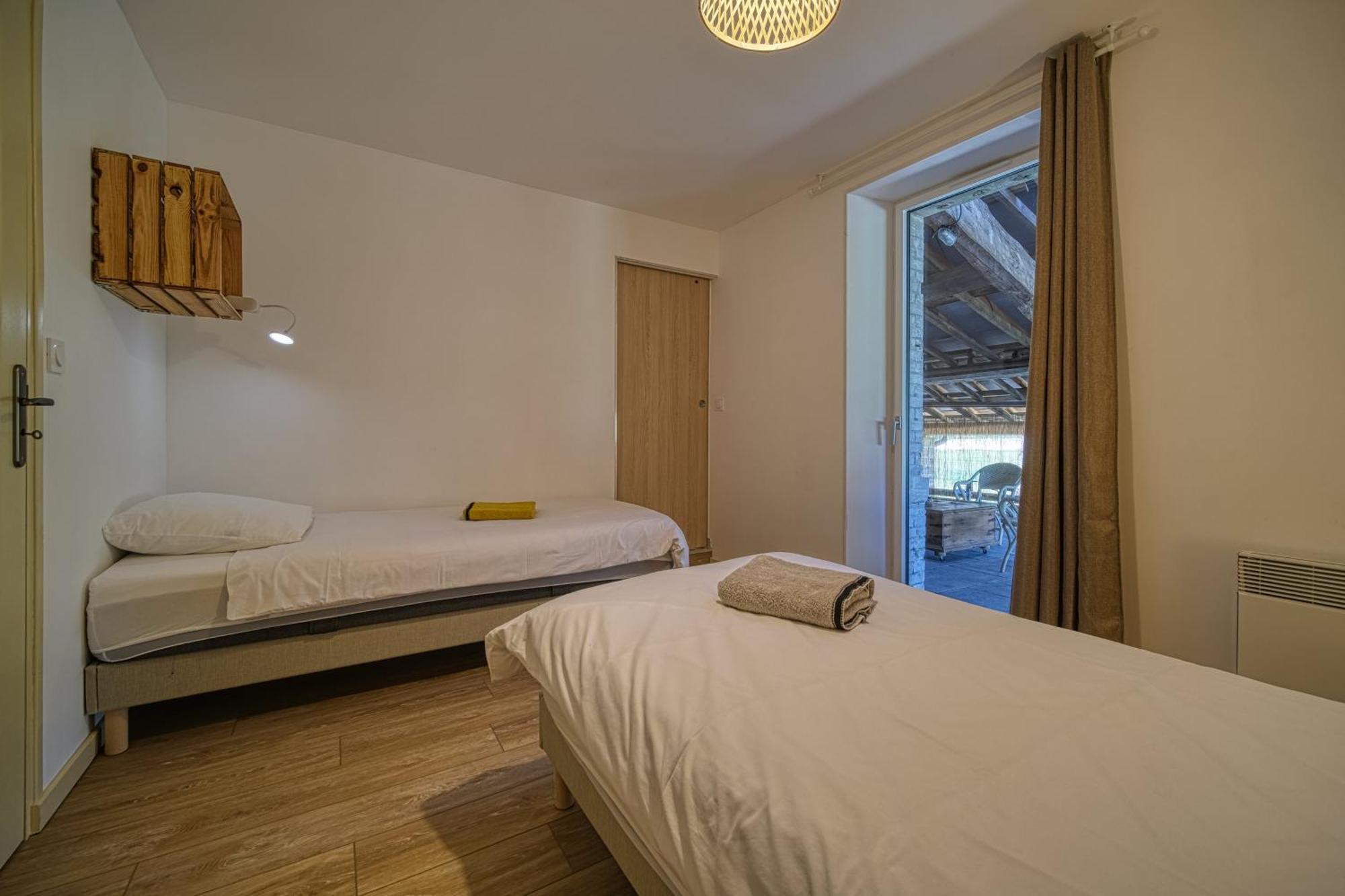 Maison Michonieres - Gite 3 Etoiles - 8 Personnes Miribel  Luaran gambar